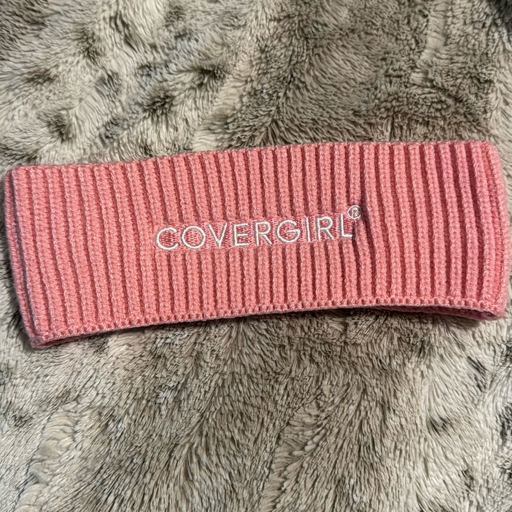 Light pink COVERGIRL headband